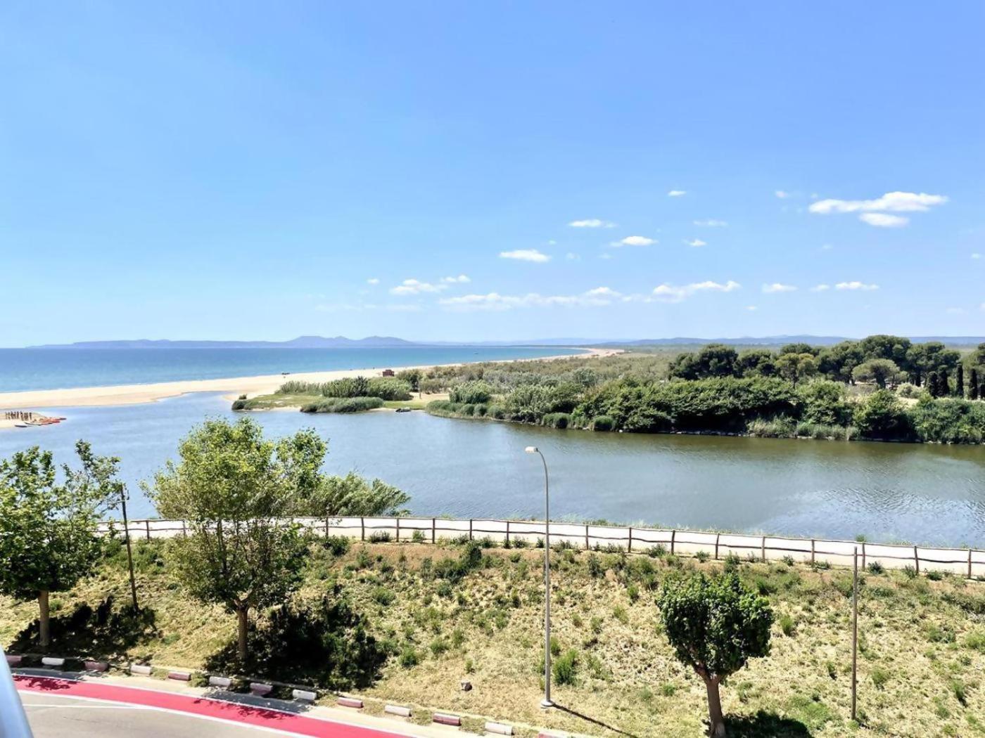33Apartamento Soleado De Dos Habitaciones Empuriabrava Exteriör bild