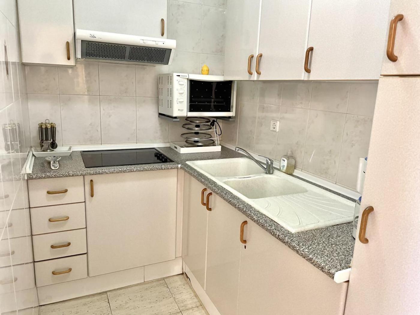 33Apartamento Soleado De Dos Habitaciones Empuriabrava Exteriör bild